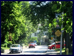 Casa Loma neighbourhood 09